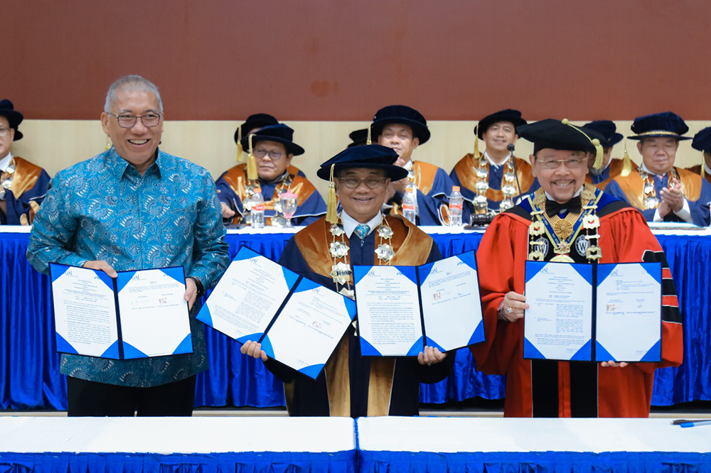 Rektor Universitas Al-Azhar Indonesia Canangkan Gerakan UAI UNGGUL pada Sidang Terbuka Senat Akademik Milad UAI ke-24